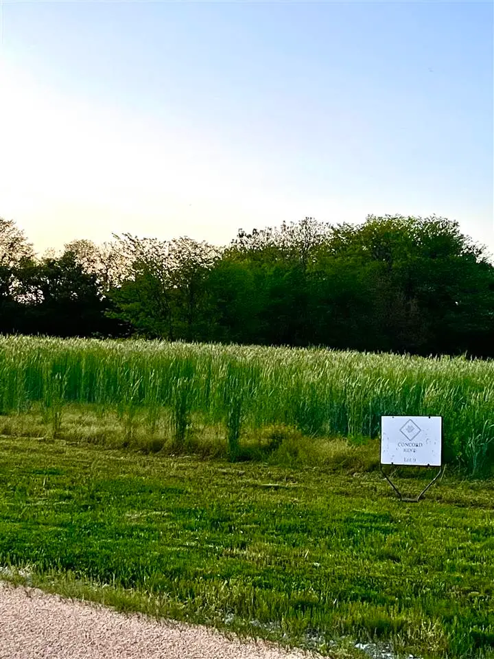 4008 Concord Ln, Wapello, IA 52653 - Image #1