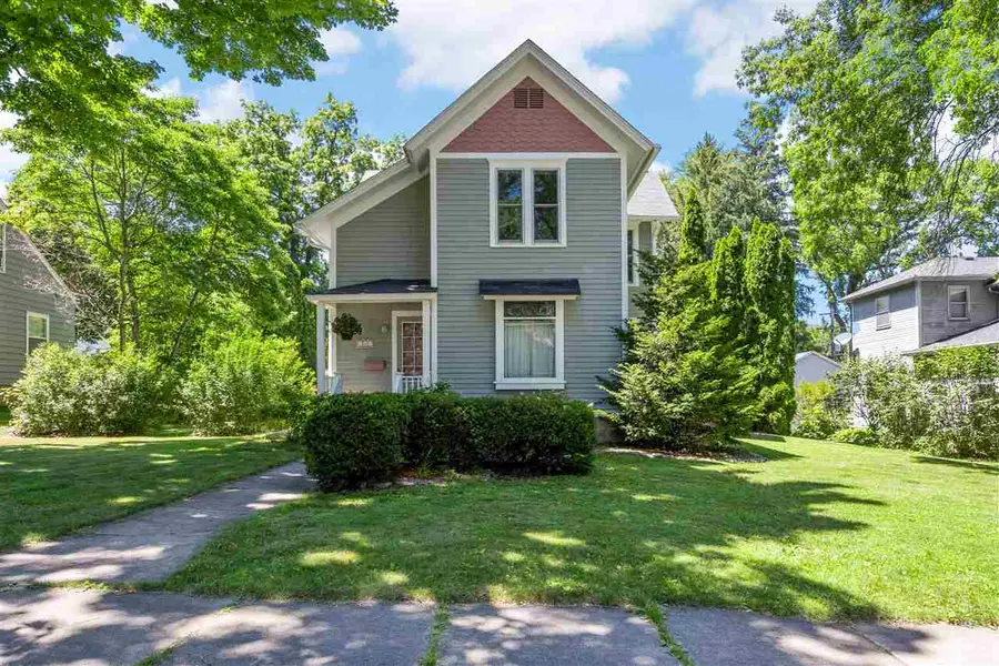 313 5th Ave NW, Mount Vernon, IA 52314 - Image #2