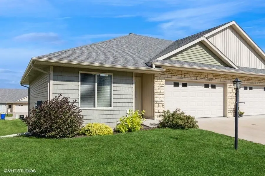 46 Renee Ln, Tiffin, IA 52340 - Image #1