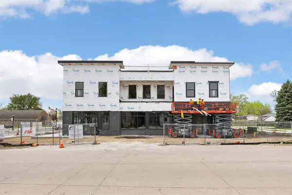 1500 Main St 203, Ely, IA 52227