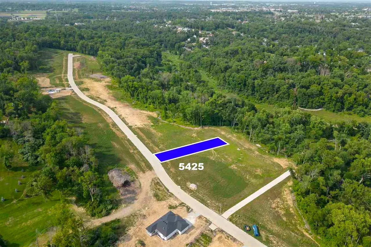 5425 Seminole Valley Trl NE, Cedar Rapids, IA 52411 - Image #1