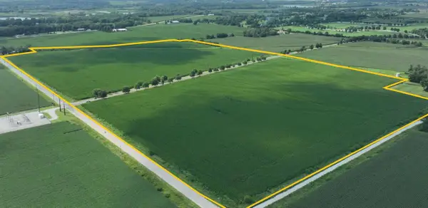 Napolean St. SE, Iowa City, IA 52240