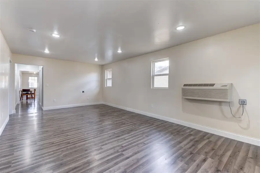 1206 Concord St., Fredonia, IA 52738 - Image #3