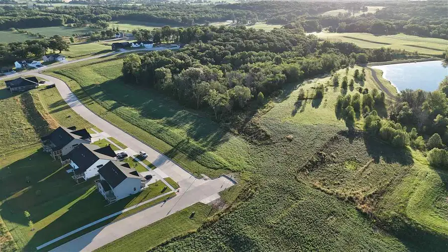 4.8 Acres Westwood Ct, Kalona, IA 52247 - Image #2