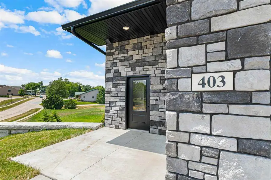 403 E Main St, Solon, IA 52333 - Image #3