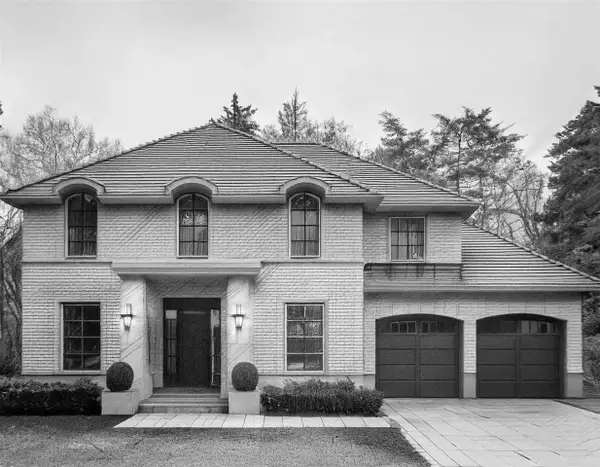 554 Auburn Ridge Rd, Coralville, IA 52241