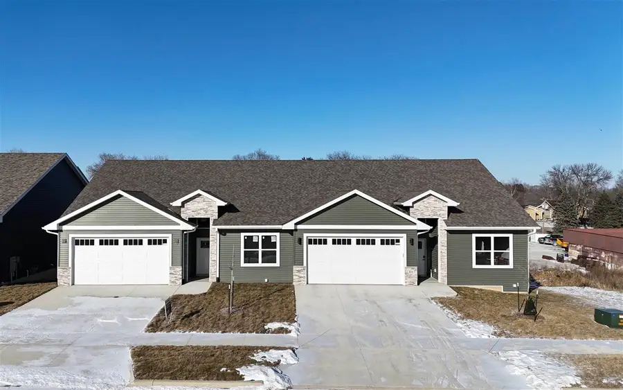 325 Elm St, West Branch, IA 52358 - Image #2