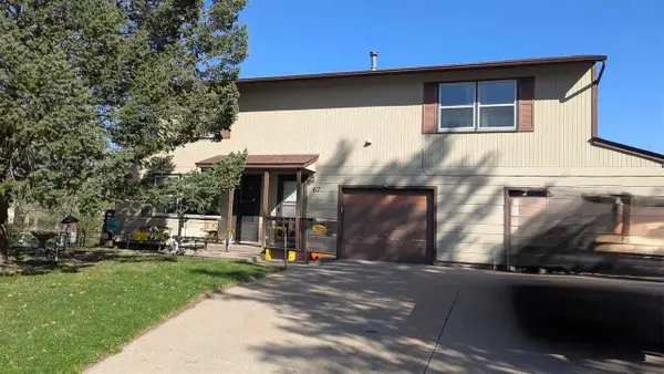 415/417 Heritage Pl, North Liberty, IA 52317