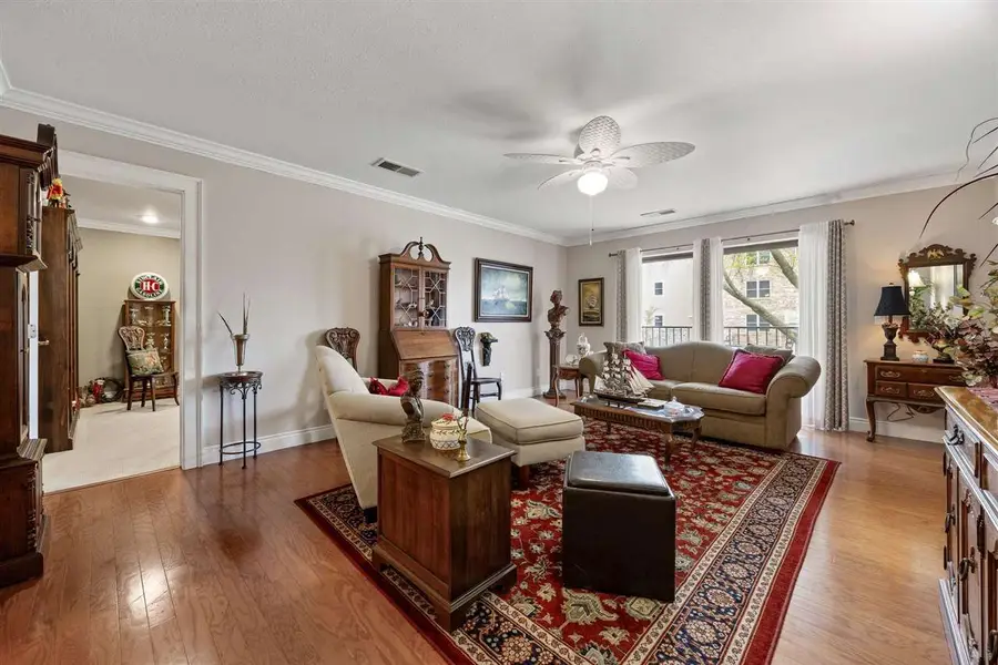 2135 1st Ave, Cedar Rapids, IA 52402 - Image #3