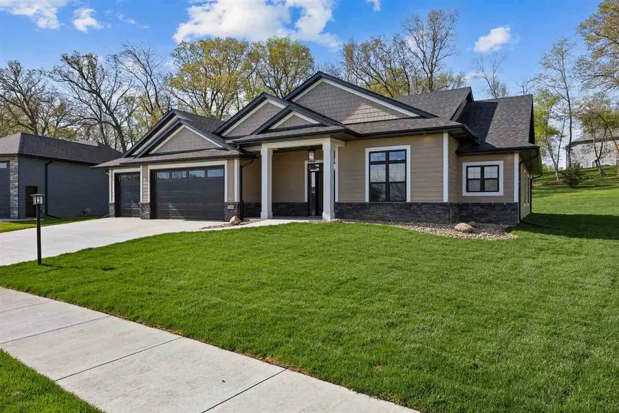 1510 Legend Dr, Tiffin, IA 52340 - Image #2