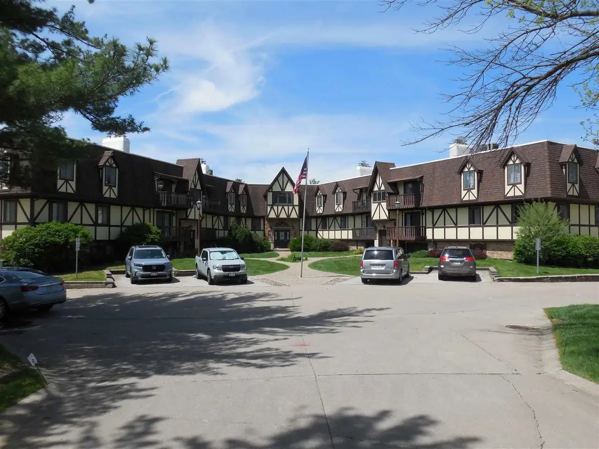 1512 1st Ave, Coralville, IA 52241 - Image #1