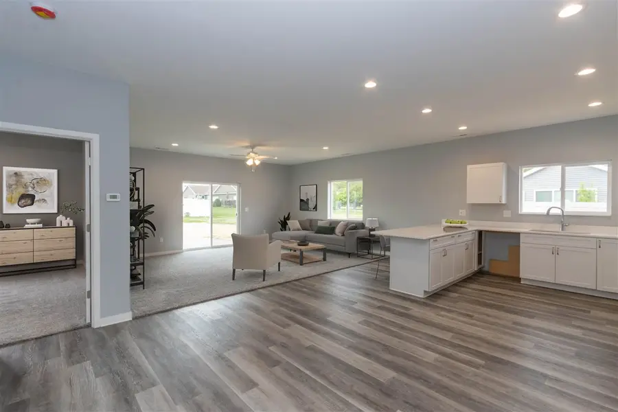 202 Augusta National Blvd, Washington, IA 52353 - Image #2