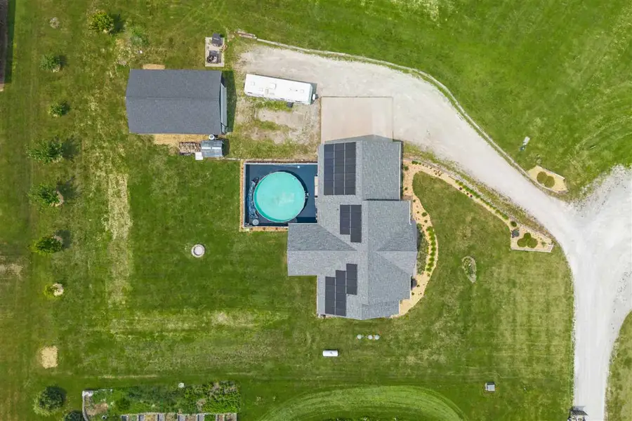 2085 117th Ct, Kalona, IA 52247 - #2