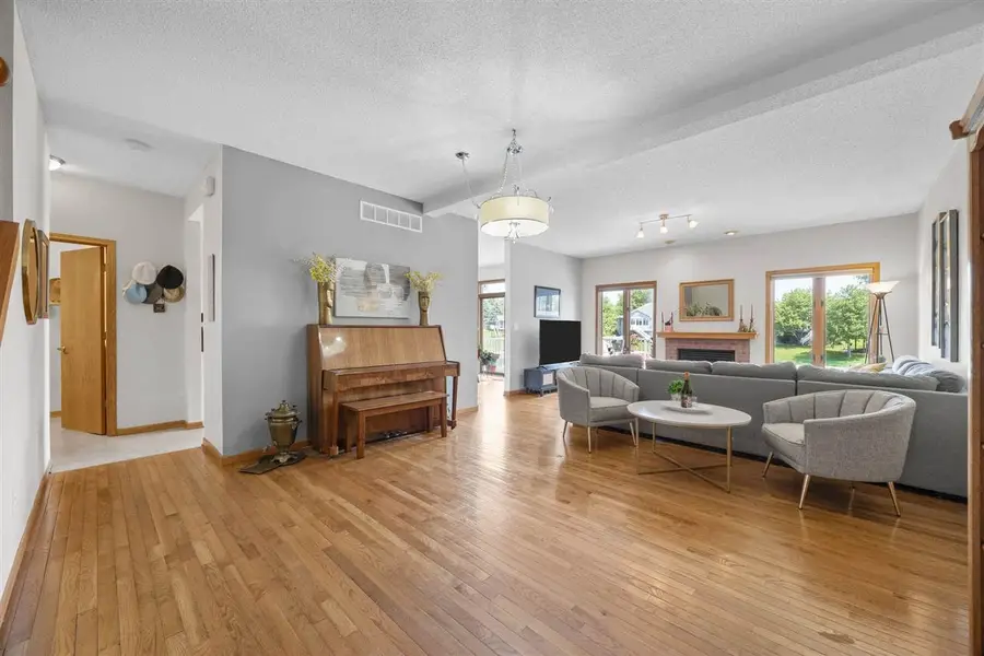 1342 Oxford Pl, Iowa City, IA 52240 - Image #3