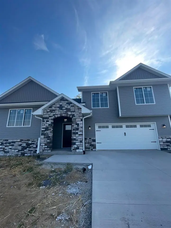 648 Aiden St, Iowa City, IA 52245 - Image #1