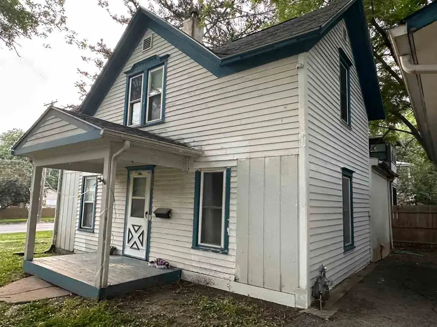 906 E Davenport St, Iowa City, IA 52245 - Image #2