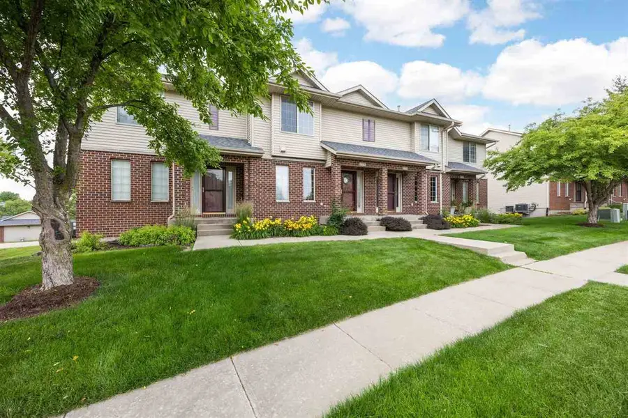 275 Camden Rd, Iowa City, IA 52245 - Image #2