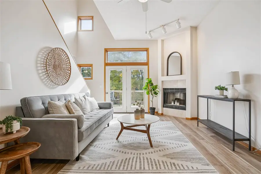 2106 Holiday Rd, Coralville, IA 52241 - Image #2