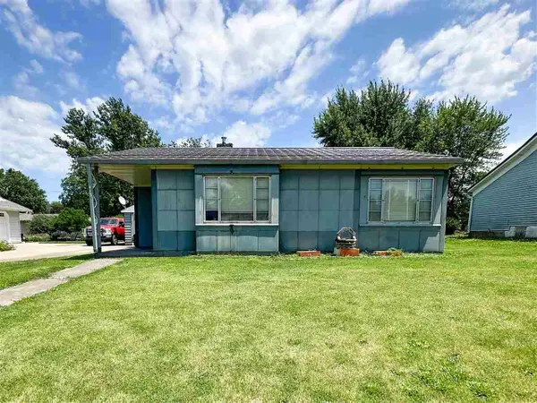 415 S Main St., Sigourney, IA 52591