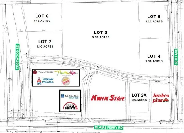 3990 Blairs Ferry Rd, Hiawatha, IA 52233