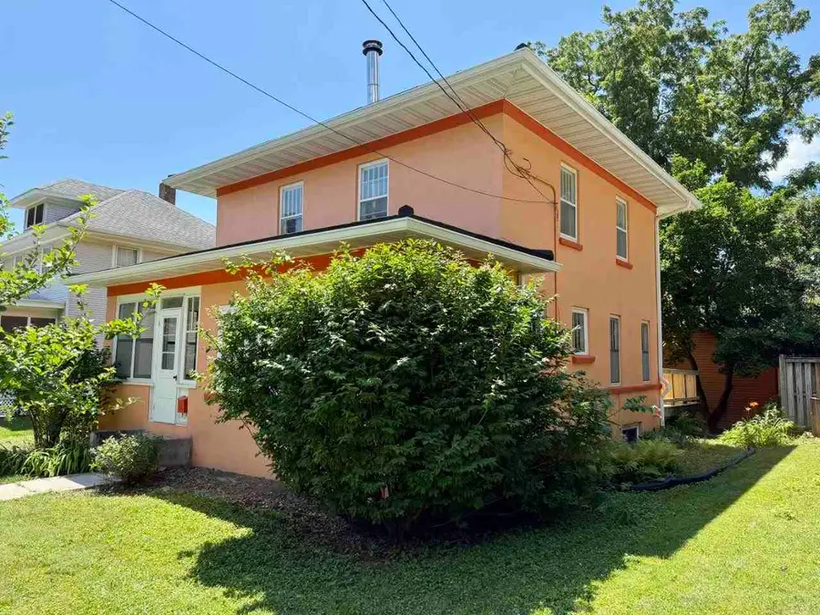 423 S 7th Ave, Iowa City, IA 52245 - Image #3