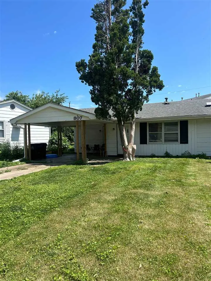 805/807 20Th Ave, Coralville, IA 52241 - Image #2