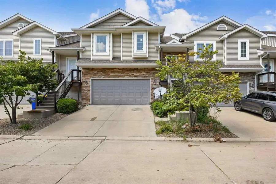 1050 Twilight Dr, North Liberty, IA 52317 - Image #2