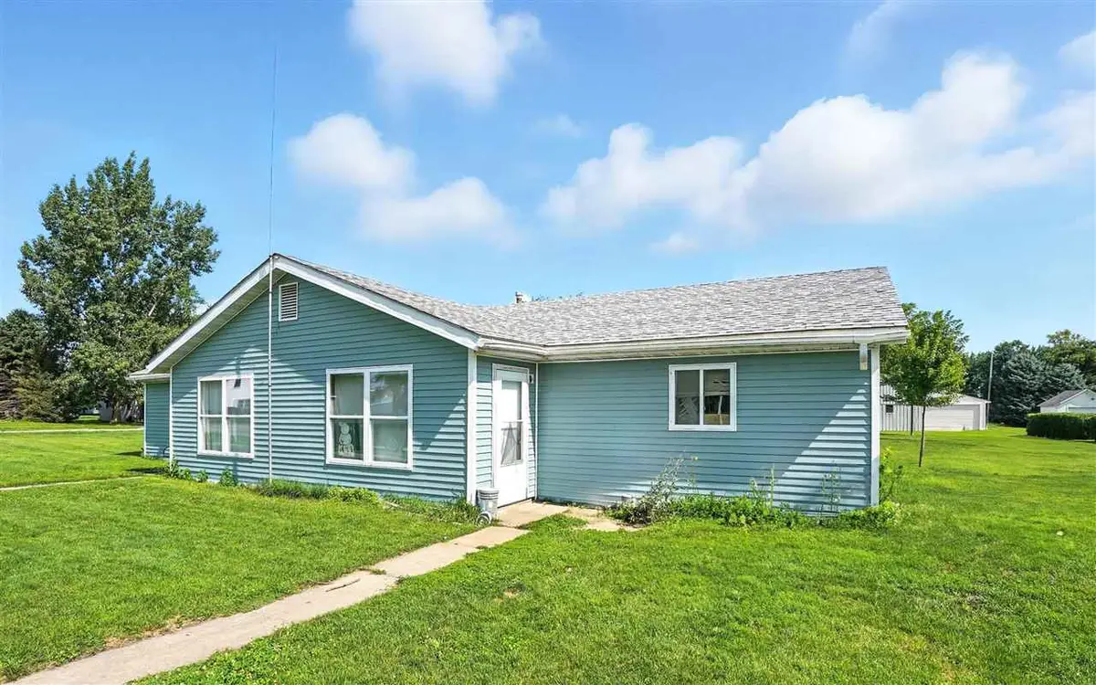 401 E Keokuk Ave, Keota, IA 52248 - Image #1