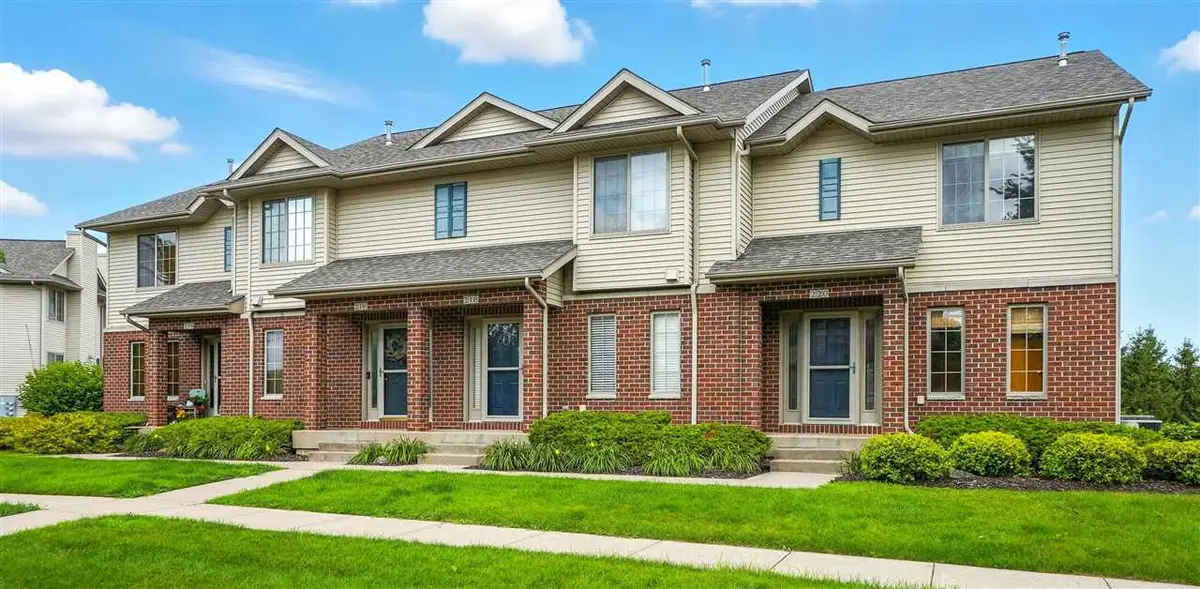 220 Camden Rd, Iowa City, IA 52245 - Image #1