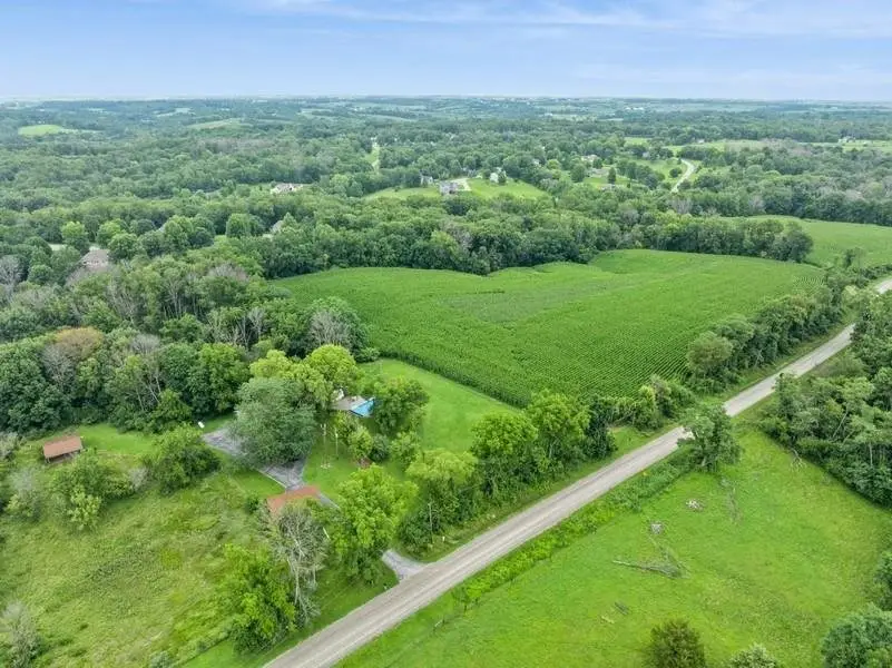 4318 Turkey Creek Rd NE, Iowa City, IA 52240 - Image #3