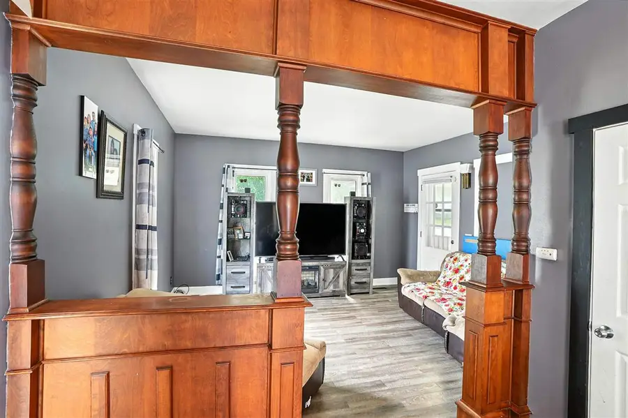 401 E 3rd St, West Liberty, IA 52776 - Image #2