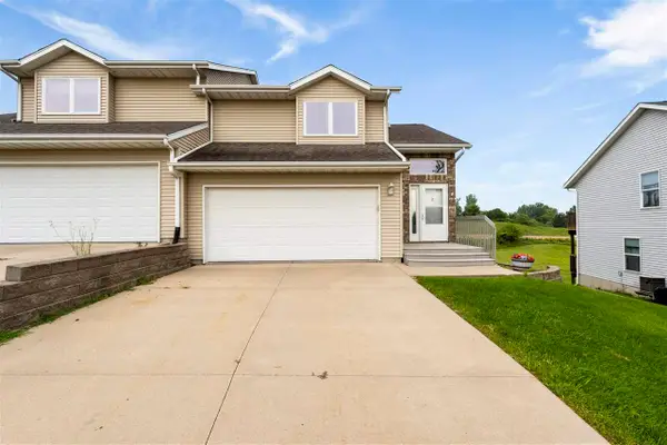 1357 Ozark Ridge, Coralville, IA 52241