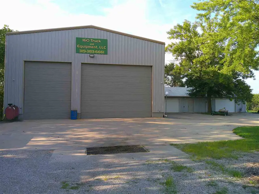 2960 160th St, Riverside, IA 52327 - Image #2