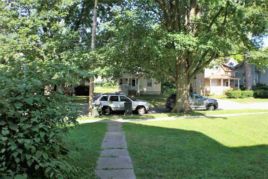 403 S Lucas St, Iowa City, IA 52240 - Image #3
