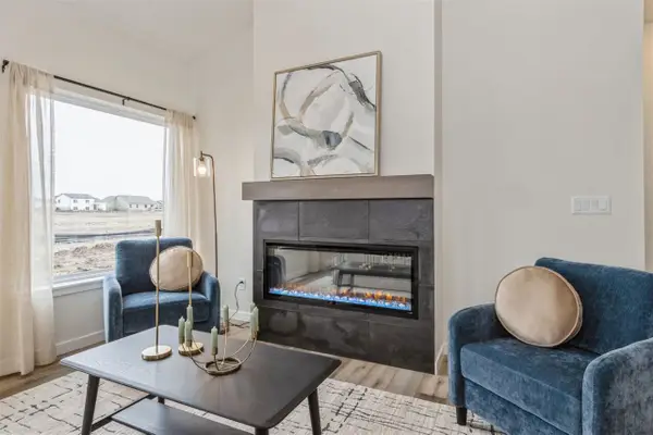 715 Chamberlin Ln, North Liberty, IA 52317