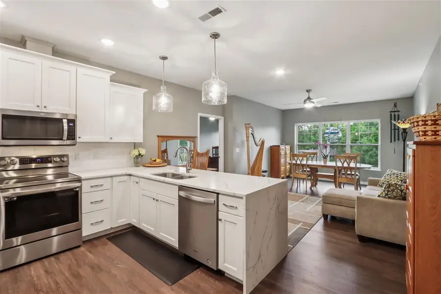 260 N Scott Blvd #308, Iowa City, IA 52245 - Image #2