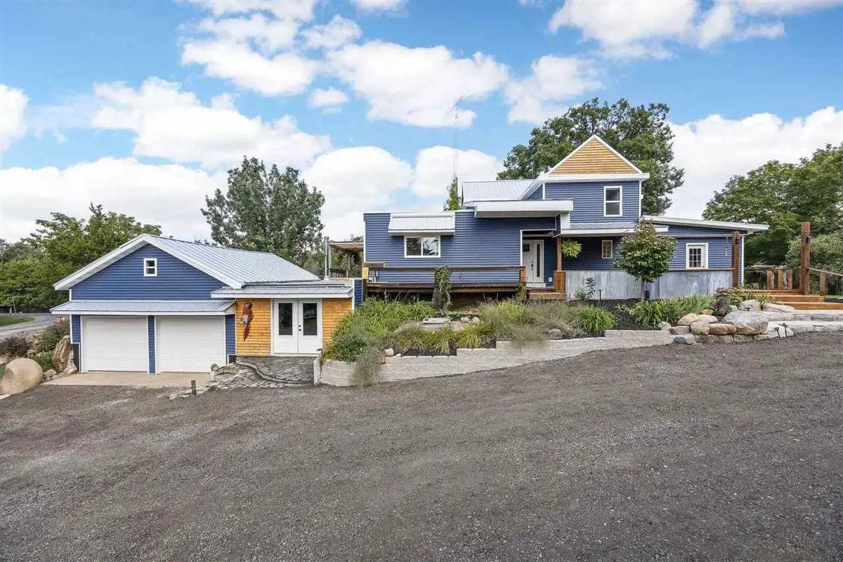 2798 Tower Site Drive Northeast, Solon, IA 52333 - #1