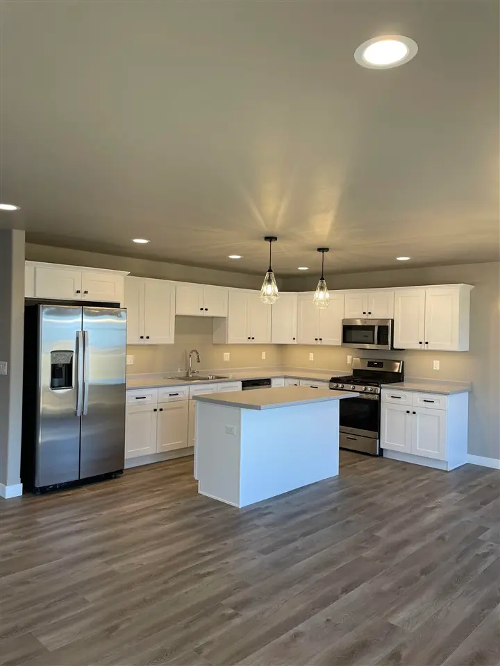 3326 Loethen Lane, Coralville, IA 52241 - Image #3