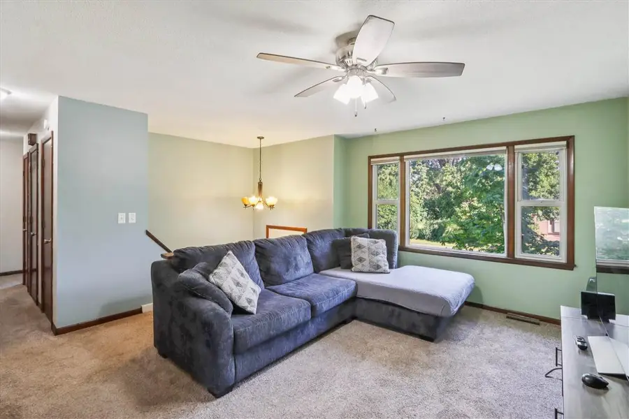 3005 Parkview Ave, Iowa City, IA 52240 - Image #3