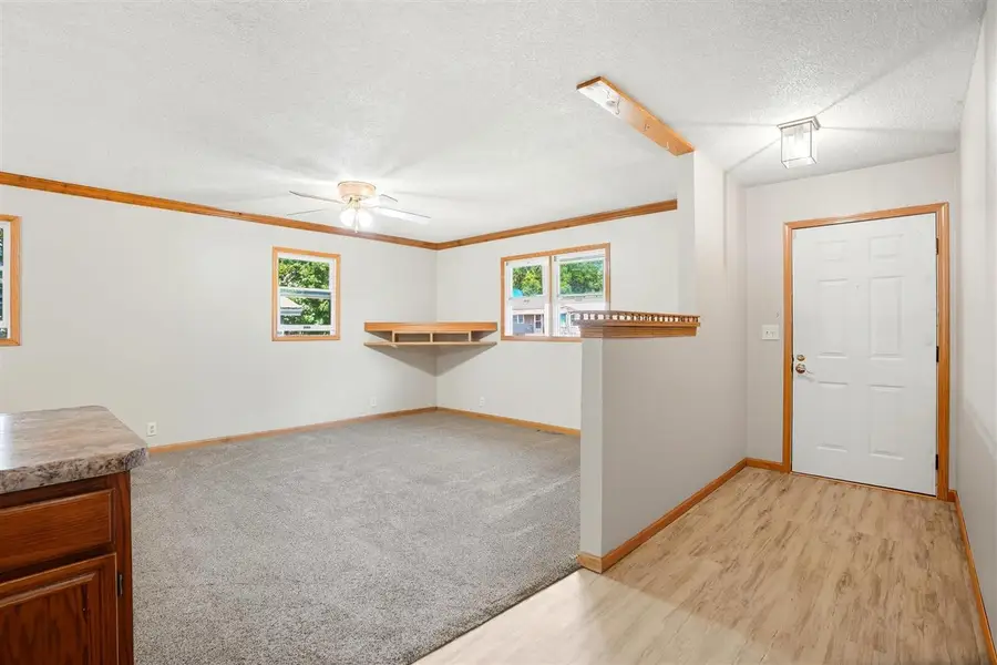 533 S Ave B, Washington, IA 52353 - Image #3