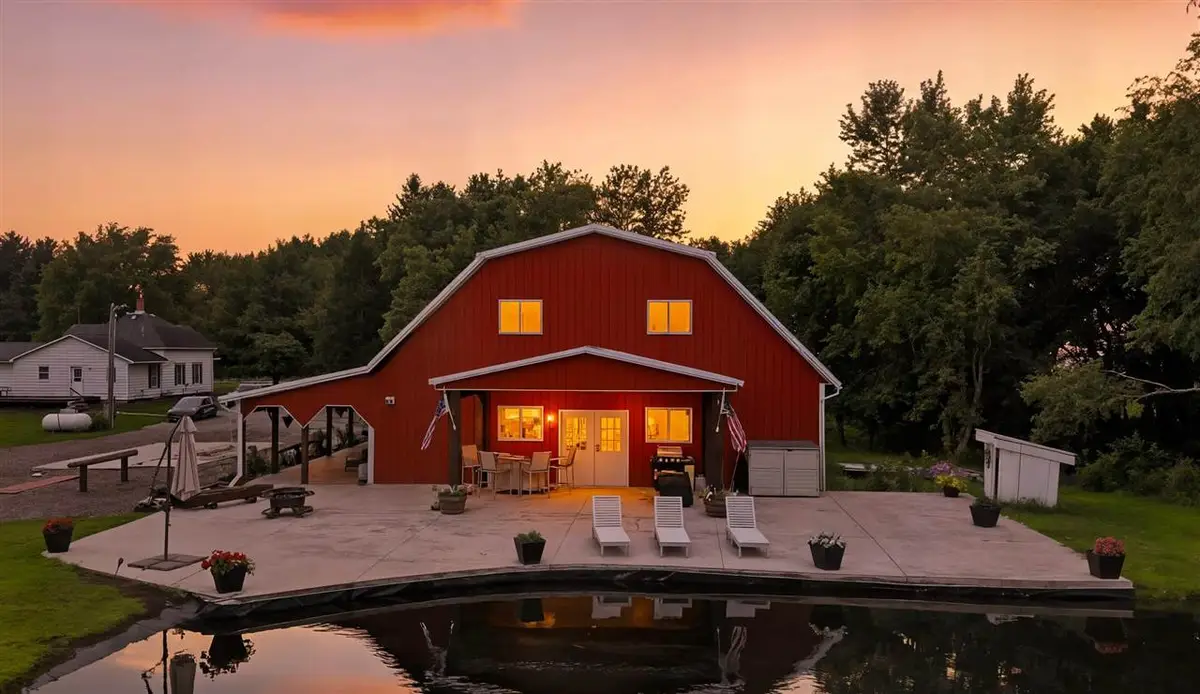 5888 Sand Rd SE, Lone Tree, IA 52755 - Image #1