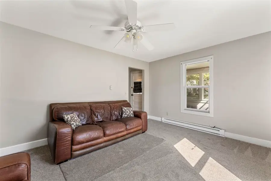 1205 E 3rd Street, Washington, IA 52353 - Image #3