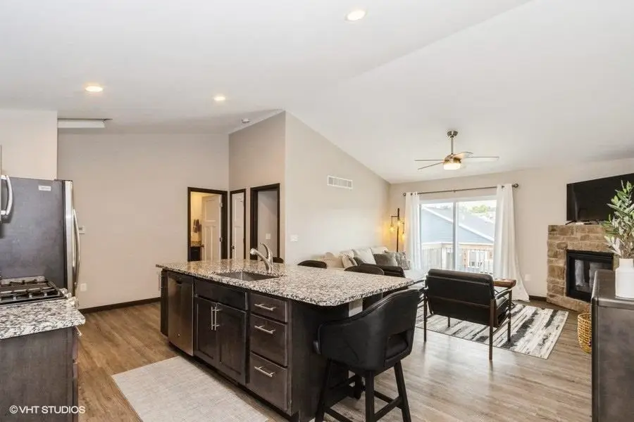 611 Riley Ln, West Branch, IA 52358 - Image #2