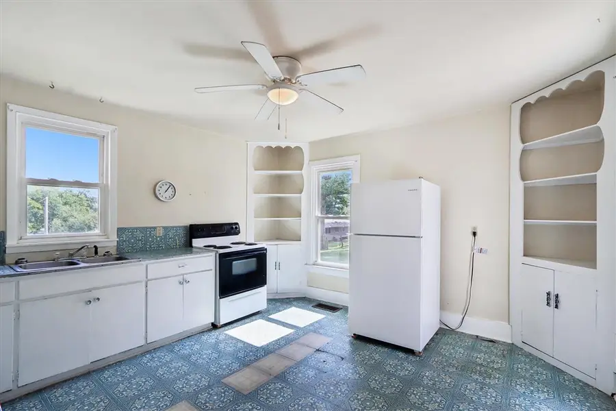 605 Oak Street, Williamsburg, IA 52361 - Image #3