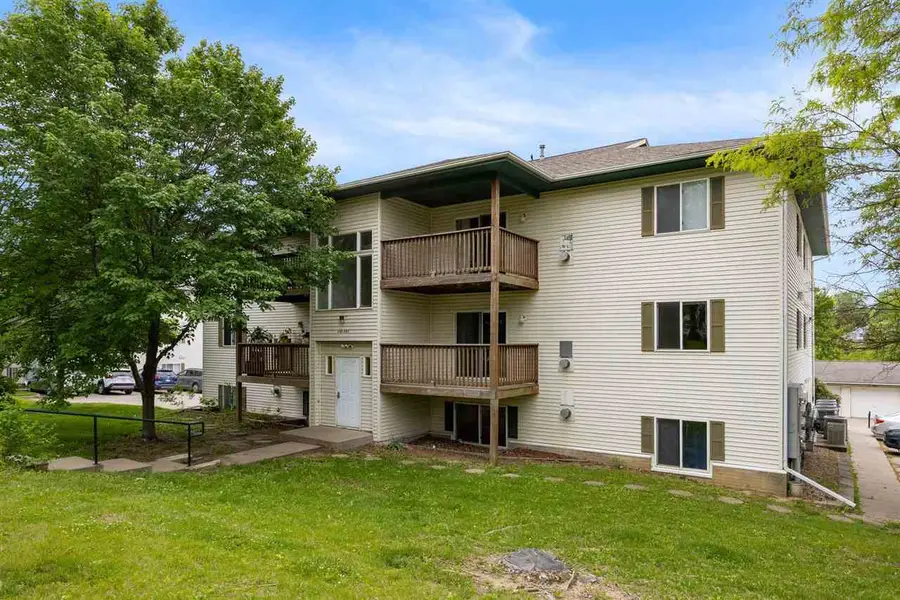 147 S Scott Blvd, Iowa City, IA 52245 - Image #3