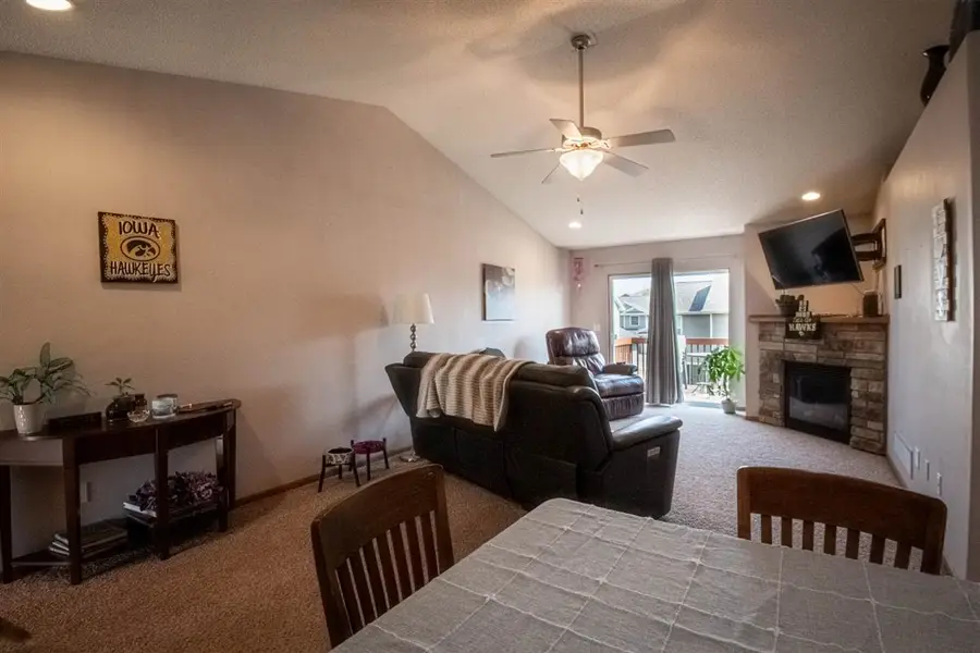 1808 Goose Lake Cir, North Liberty, IA 52317 - Image #3