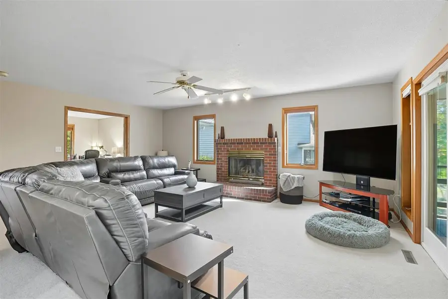 1135 Hampton Ct, Iowa City, IA 52240 - Image #3