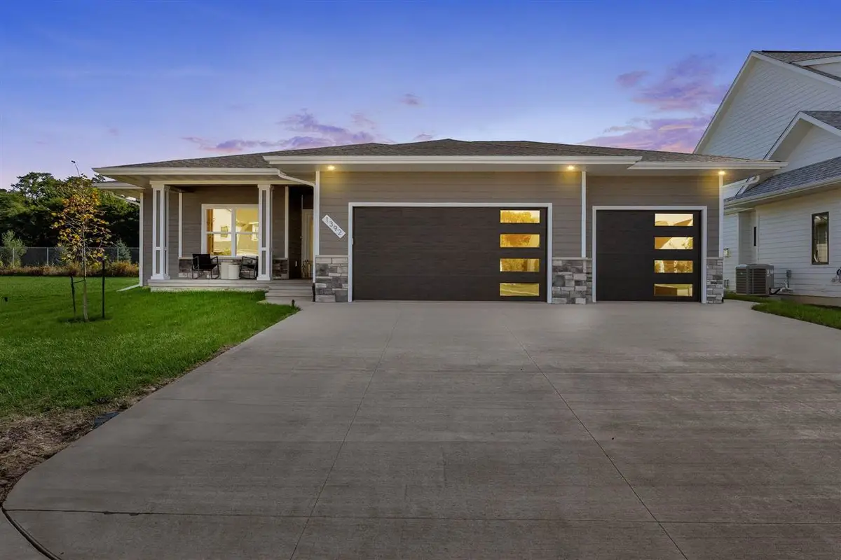 1392 Tamarack Trl, Iowa City, IA 52245 - #1