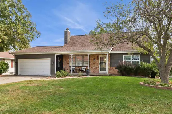 915 Terry Drive, Williamsburg, IA 52361