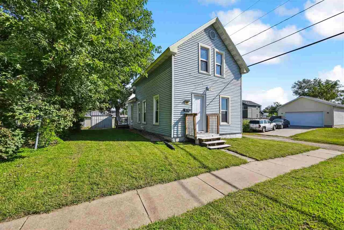 280 14th Ave SW, Cedar Rapids, IA 52404 - #1